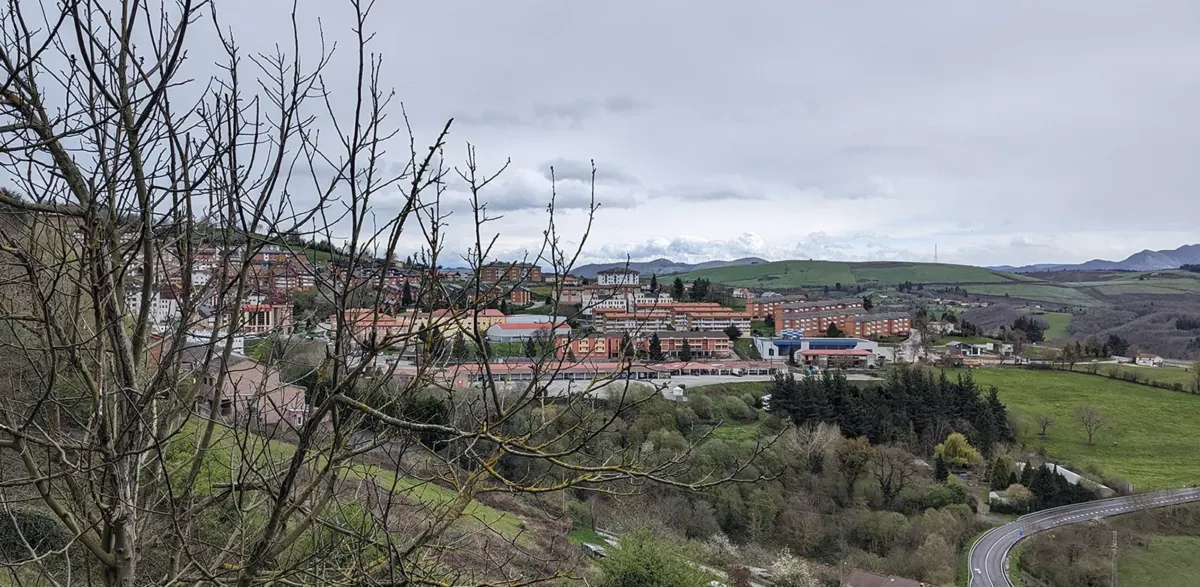 Vistas del pueblo de Tineo